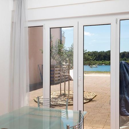 Medulin Burle Sea View Apartment Buitenkant foto