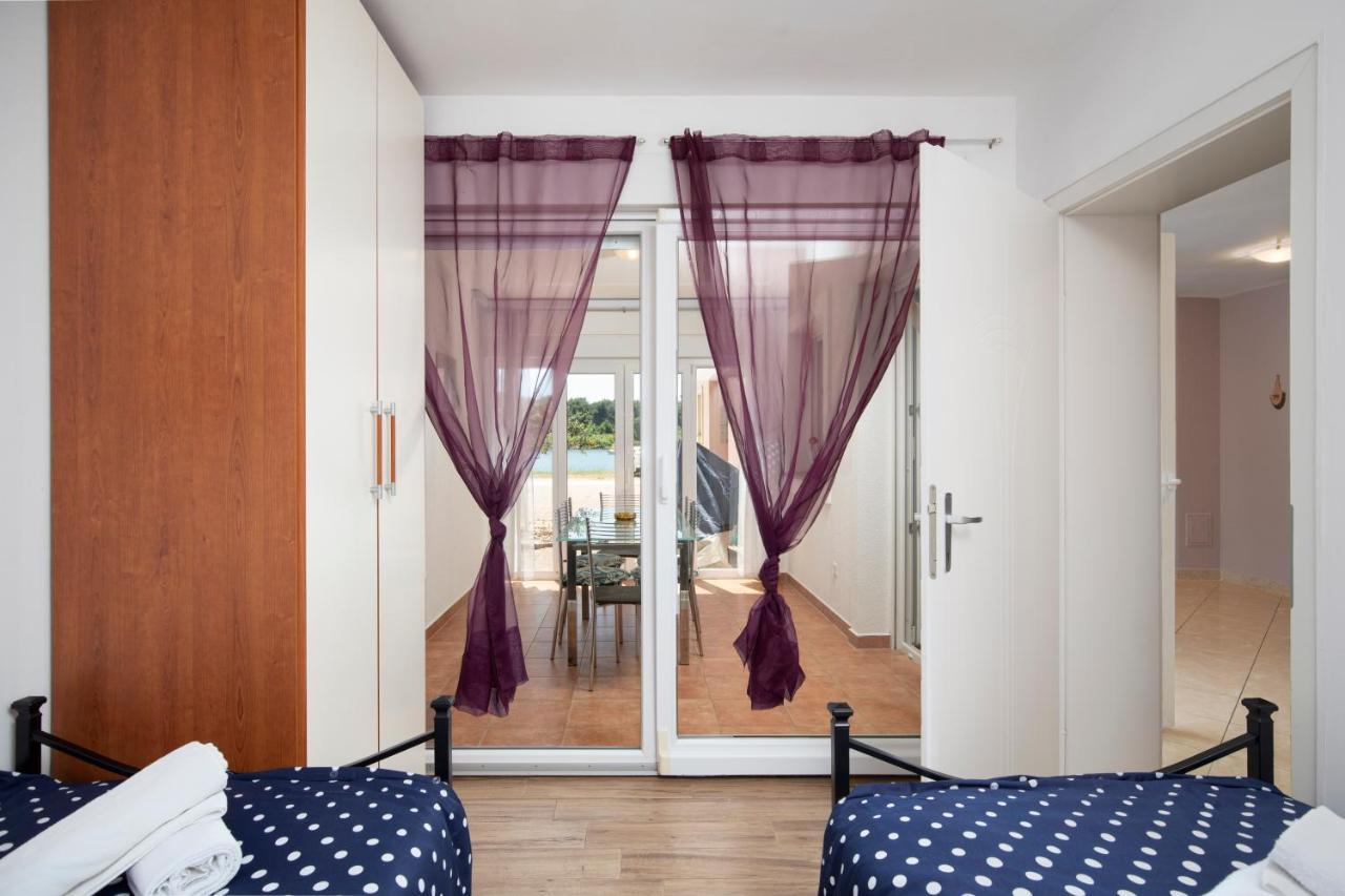 Medulin Burle Sea View Apartment Buitenkant foto